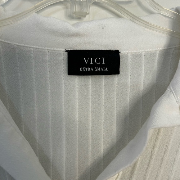 Vici Too Good For You Button Down Ovwrsized Shirt White XS - Picture 8 of 10